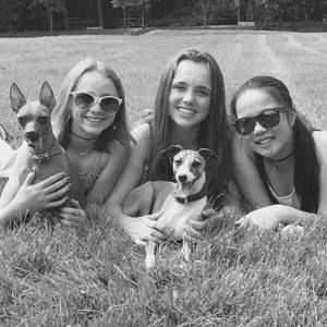 Meet your Posher, Geneviève